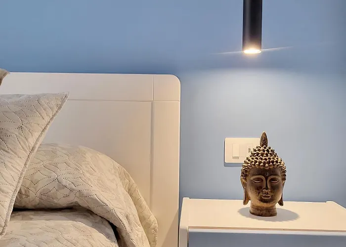 Apartment Optimist Americas